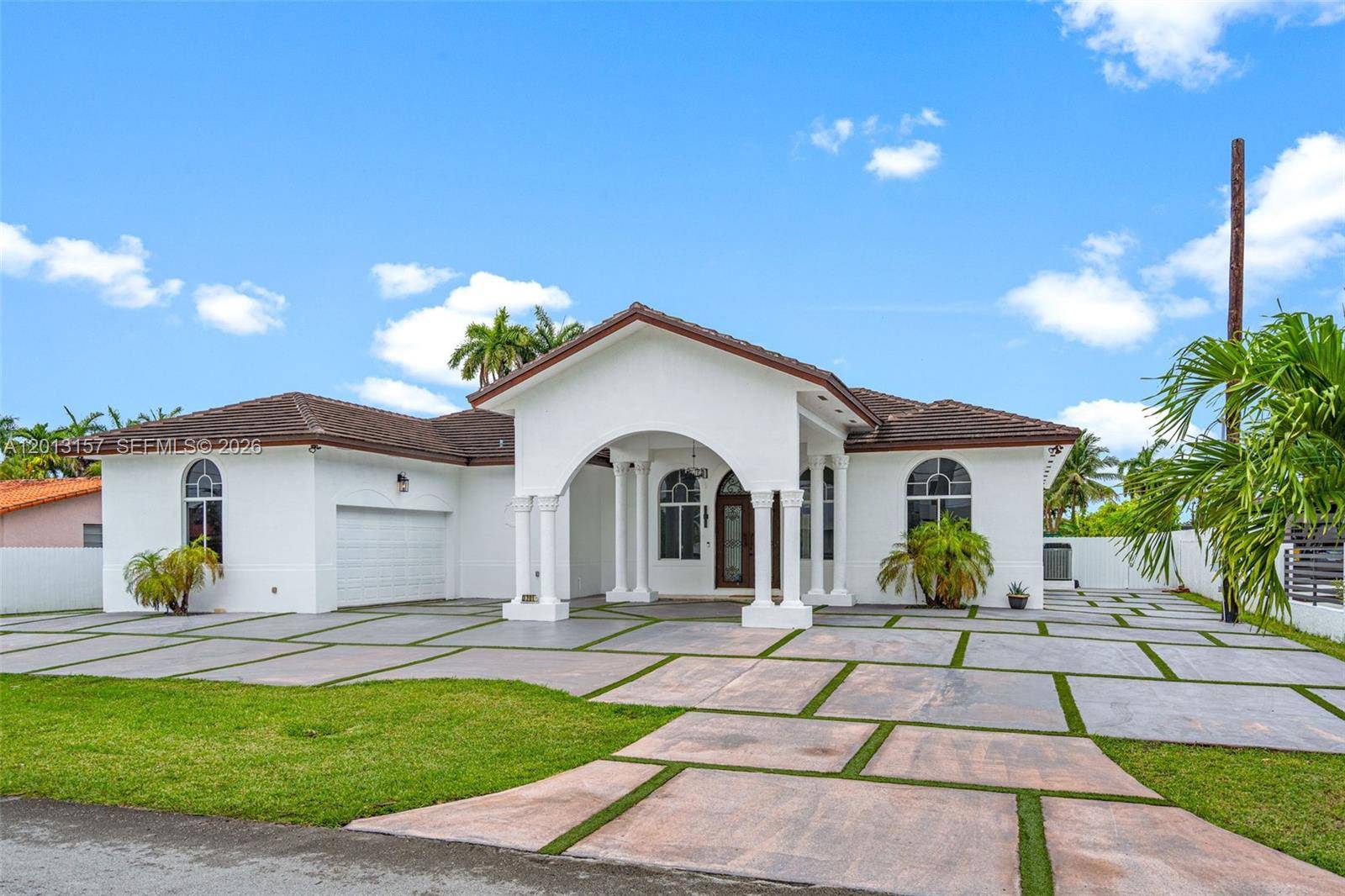 3201 SW 129th AveMiami - picture