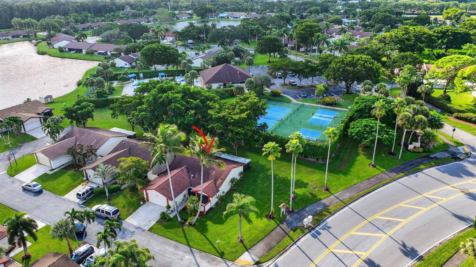 29 FawlklandBoynton Beach - picture