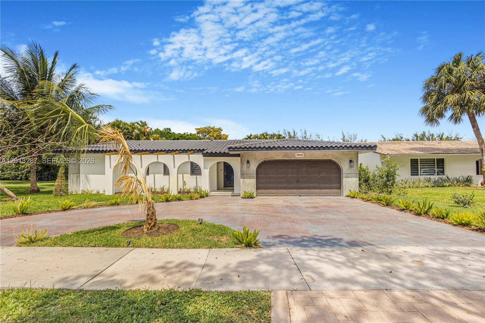15331 Turnbull DrMiami Lakes - picture