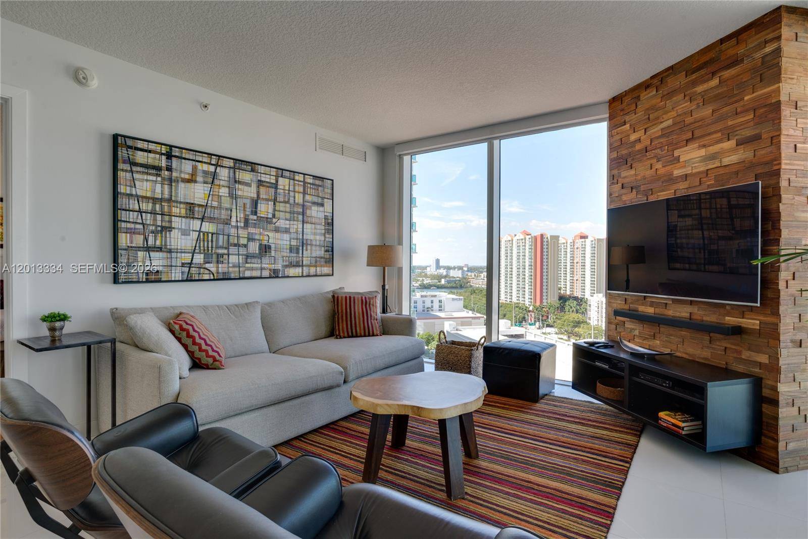 150 Sunny Isles BlvdSunny Isles Beach - ST TROPEZ ON THE BAY 1 CO condo unit 1-1603 - picture