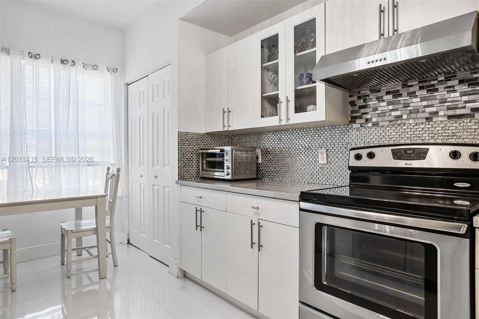 746 NE 90th StMiami - Townhouse/Villa-Annual,Townhouse condo unit 606 - picture