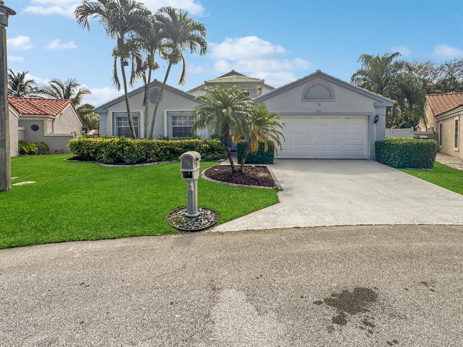 180 NW 47thDeerfield Beach - picture