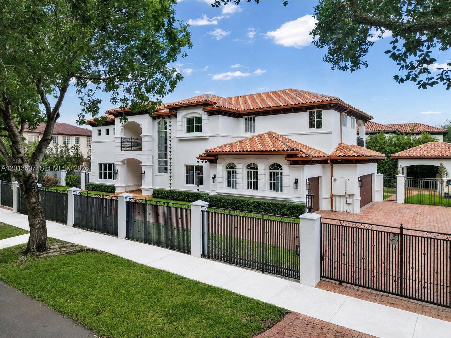 16763 NW 77th PathMiami Lakes - picture