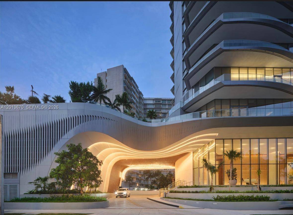 175 SE 25th RdMiami - Una Residences condo unit 4202 - picture