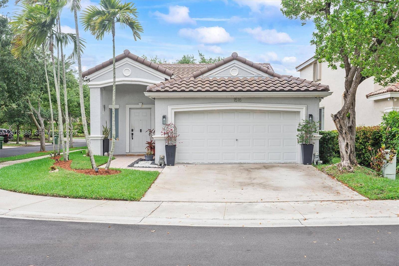 1516 Zenith WayWeston - picture
