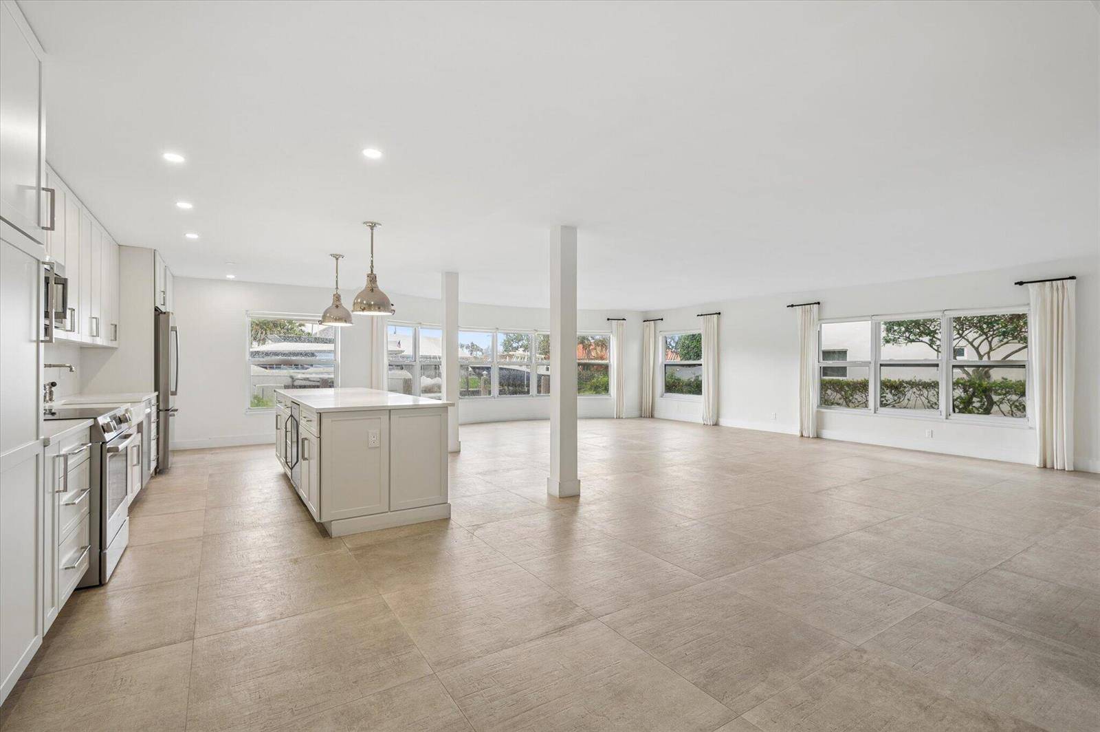 5100 BayviewFort Lauderdale - ROYAL LAUDERDALE LANDINGS condo unit 106 - picture