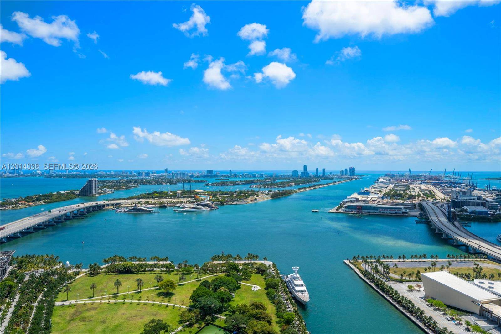 900 Biscayne BlvdMiami - 900 BISCAYNE BAY CONDO condo unit 4202 - picture