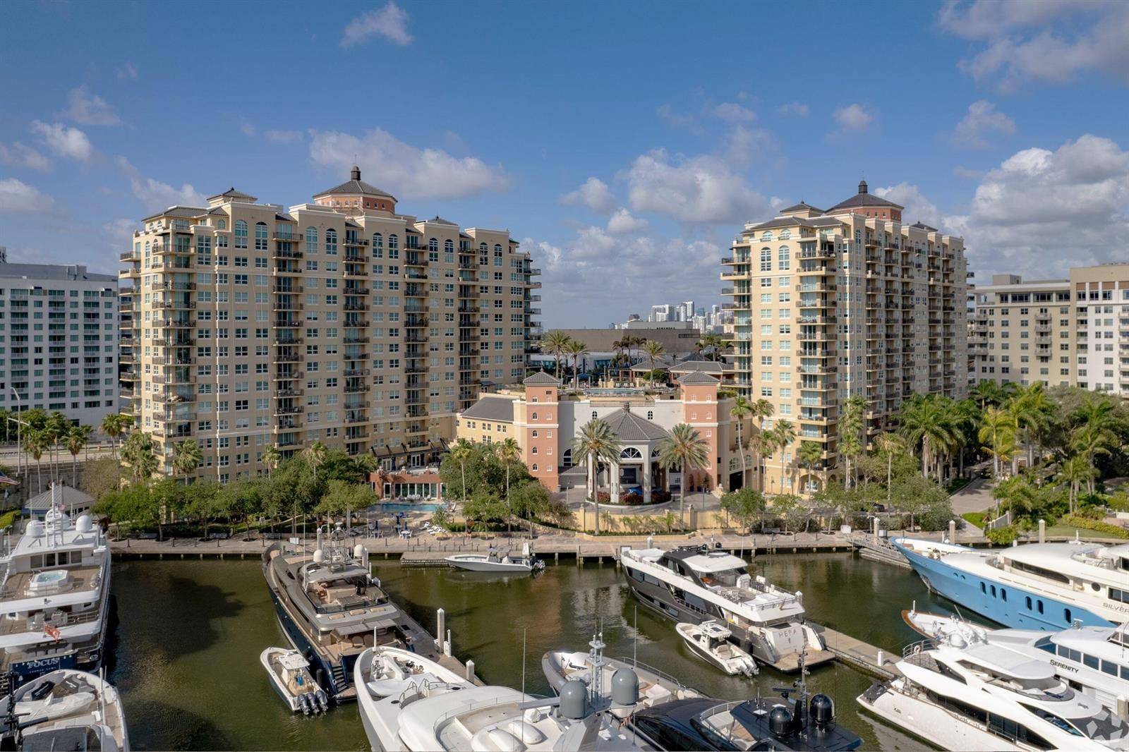 1030 SeminoleFort Lauderdale - Apartment condo unit 1460 - picture