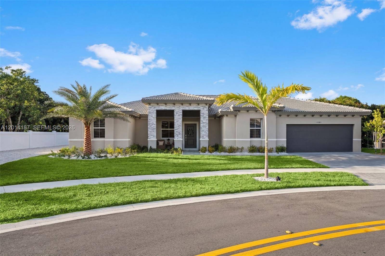 13283 SW 188th TerMiami - picture