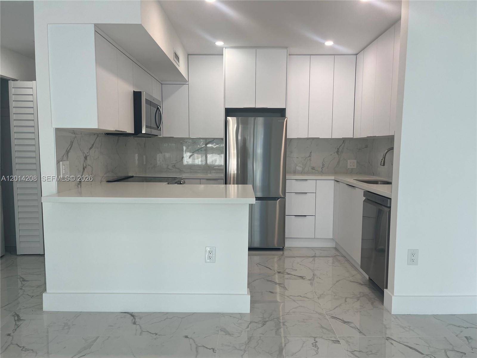 3505 S Ocean DrHollywood - ALEXANDER TOWERS CONDO condo unit 210 - picture