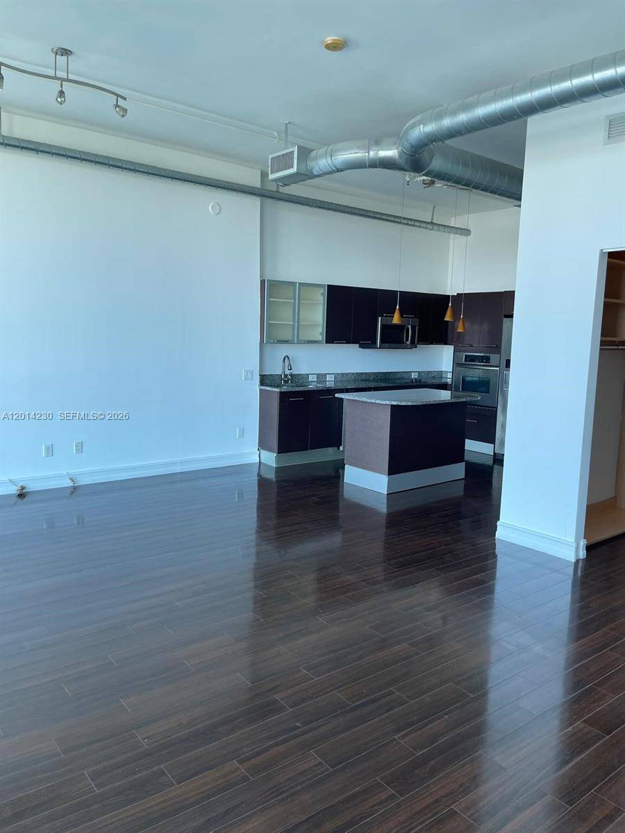 3029 NE 188th StAventura - Condo 5+ Stories,Co-Op condo unit 602 - picture