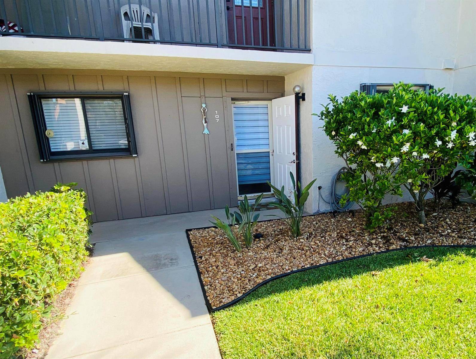 1600 NE DixieJensen Beach - RIVER CLUB CONDO condo unit 13-107 - picture