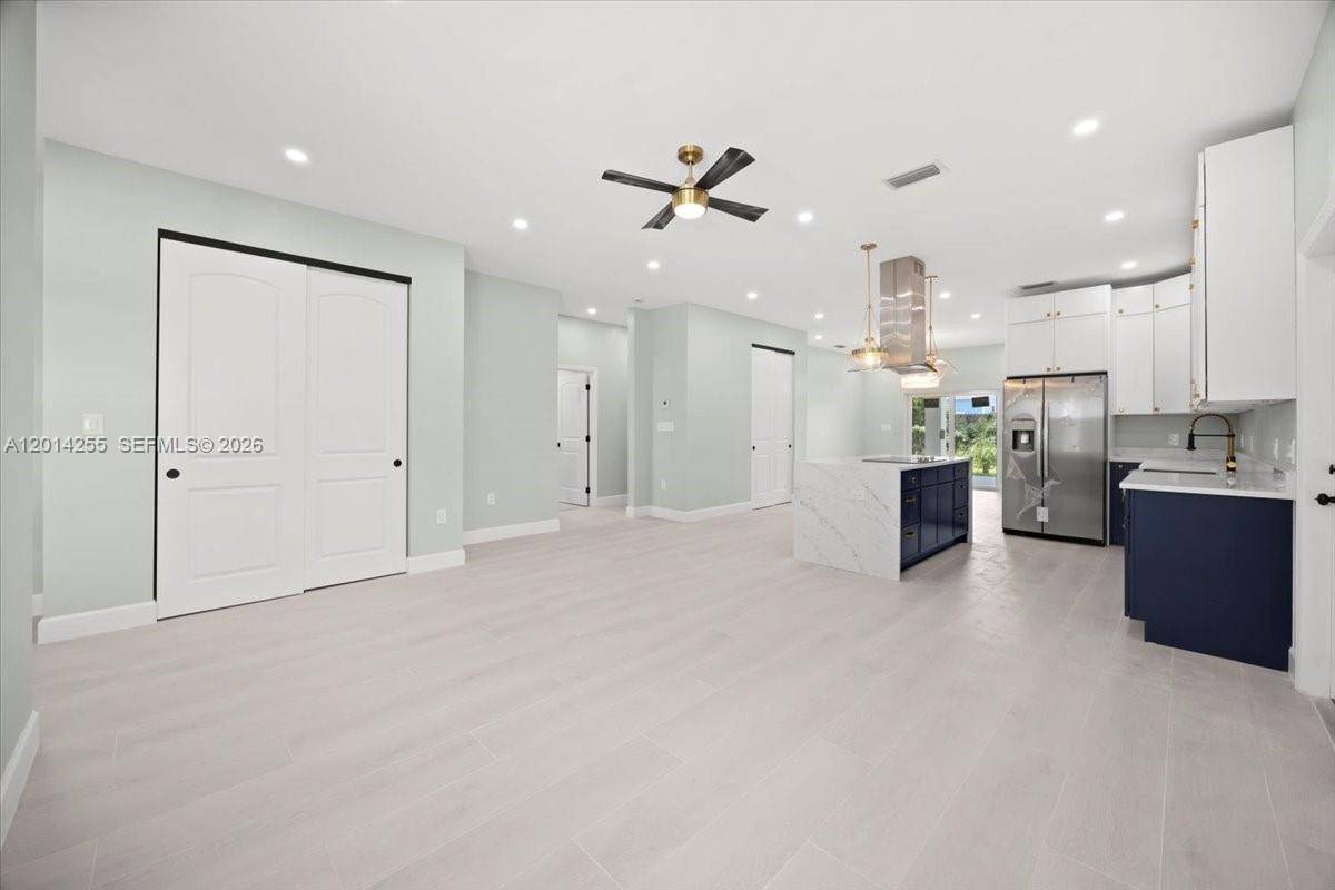 930 34th StWest Palm Beach - picture