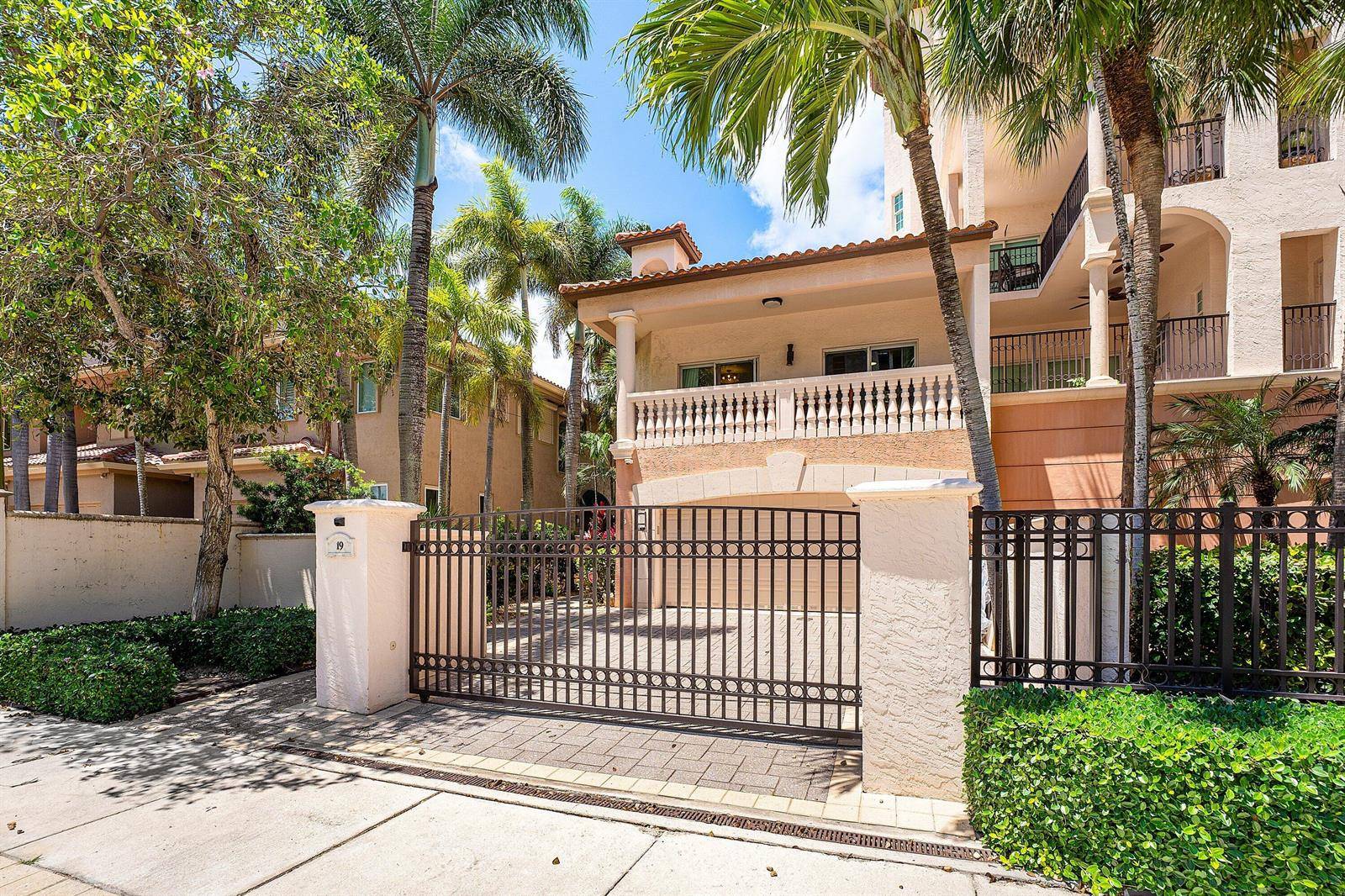 19 HendricksFort Lauderdale - picture