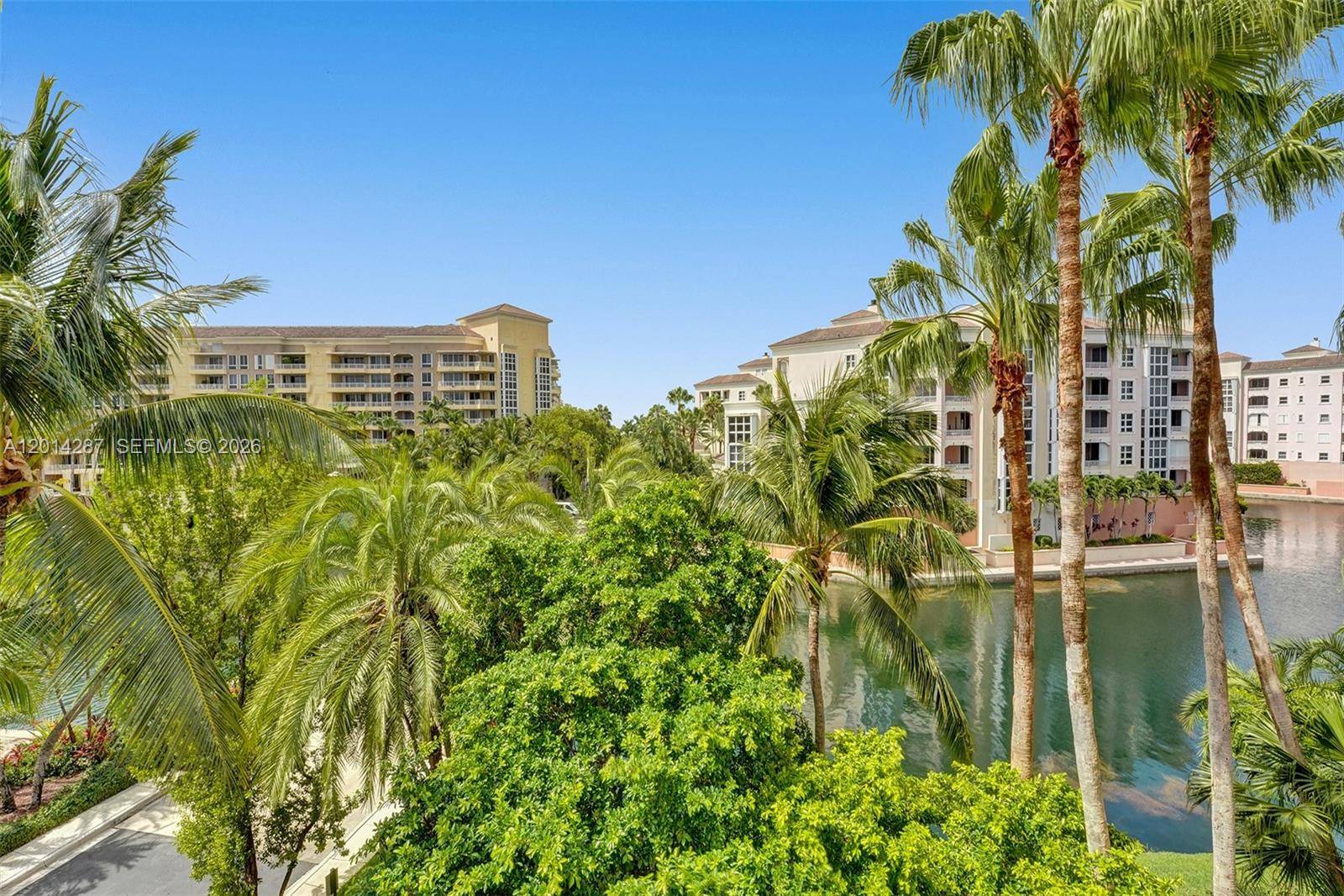 715 Crandon BlvdKey Biscayne - RESORT VILLA TWO CONDO condo unit 406 - picture