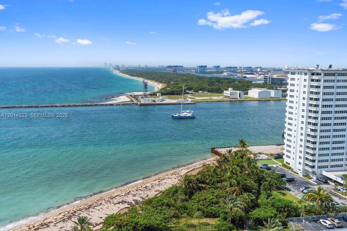 2100 S Ocean LnFort Lauderdale - Condo/Co-Op/Annual,Condo condo unit 1704 - picture