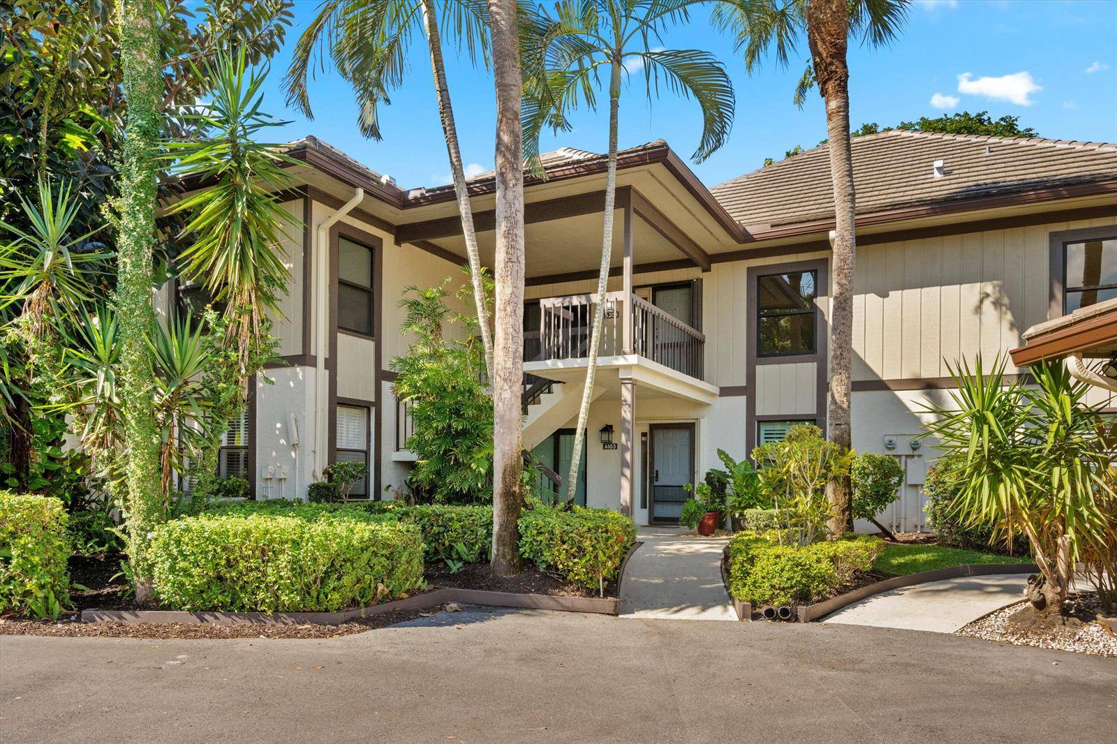 13224 Polo ClubWellington - MEADOW BROOK CONDO,Palm Beach Polo Golf condo unit A203 - picture