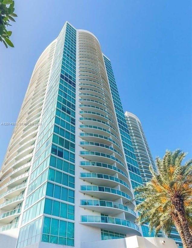 2101 Brickell AveMiami - SKYLINE ON BRICKELL CONDO condo unit 1808 - picture