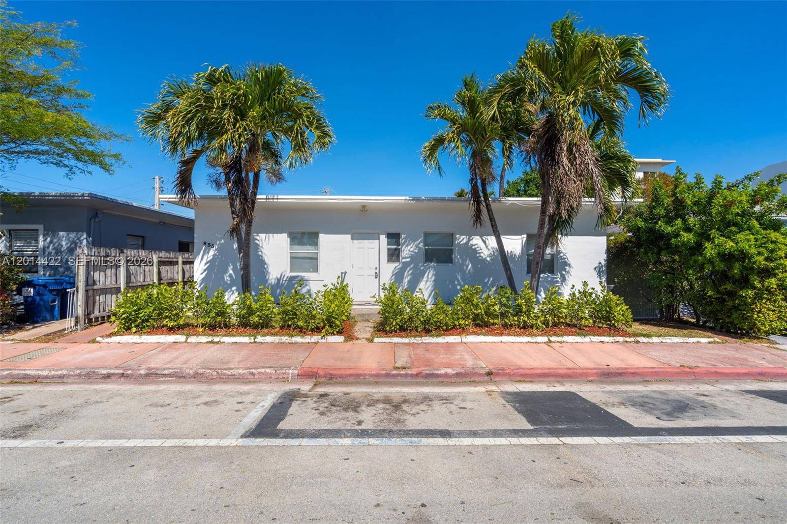 835 83rd StMiami Beach - picture