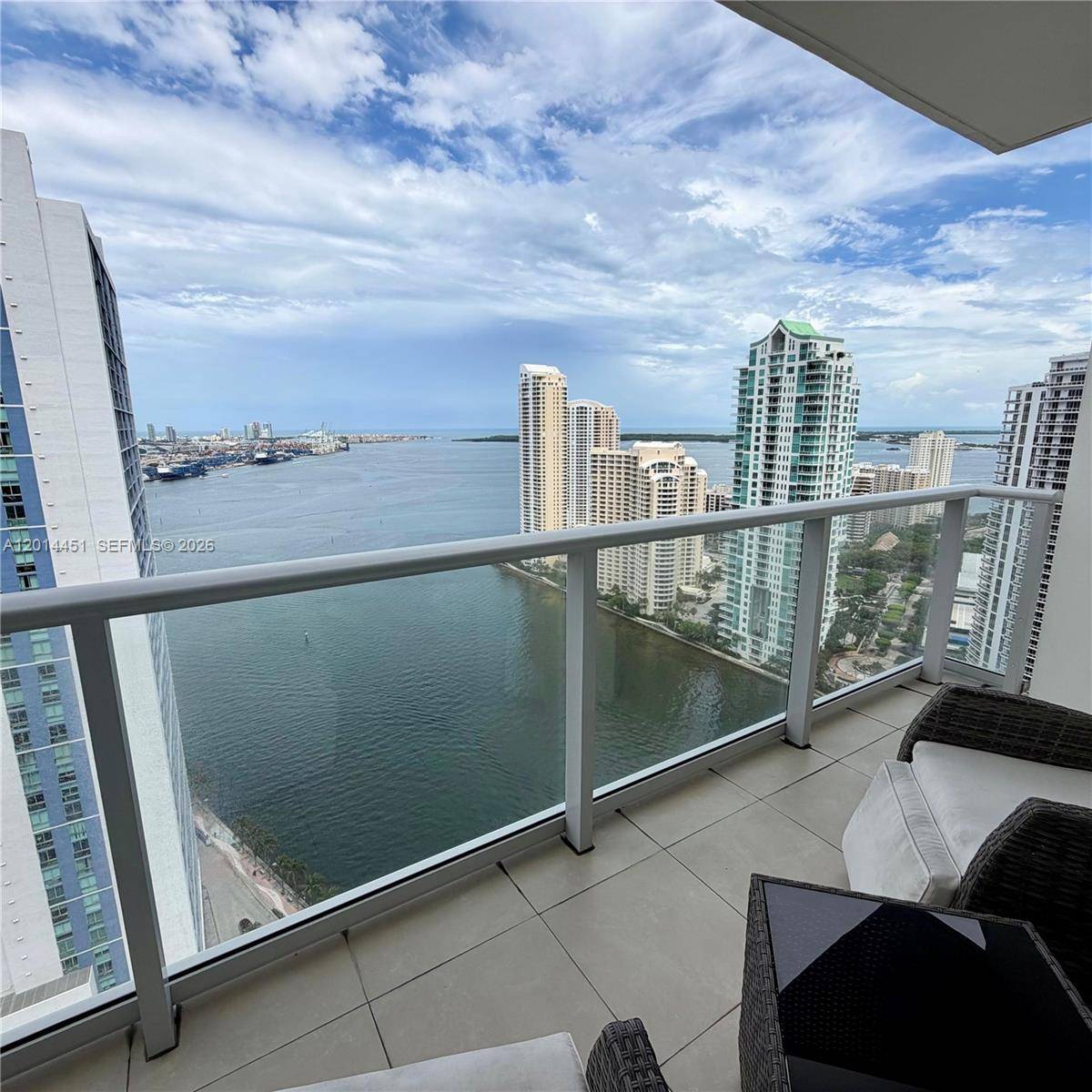 300 S Biscayne BlvdMiami - MET 1 CONDO condo unit T-3212 - picture