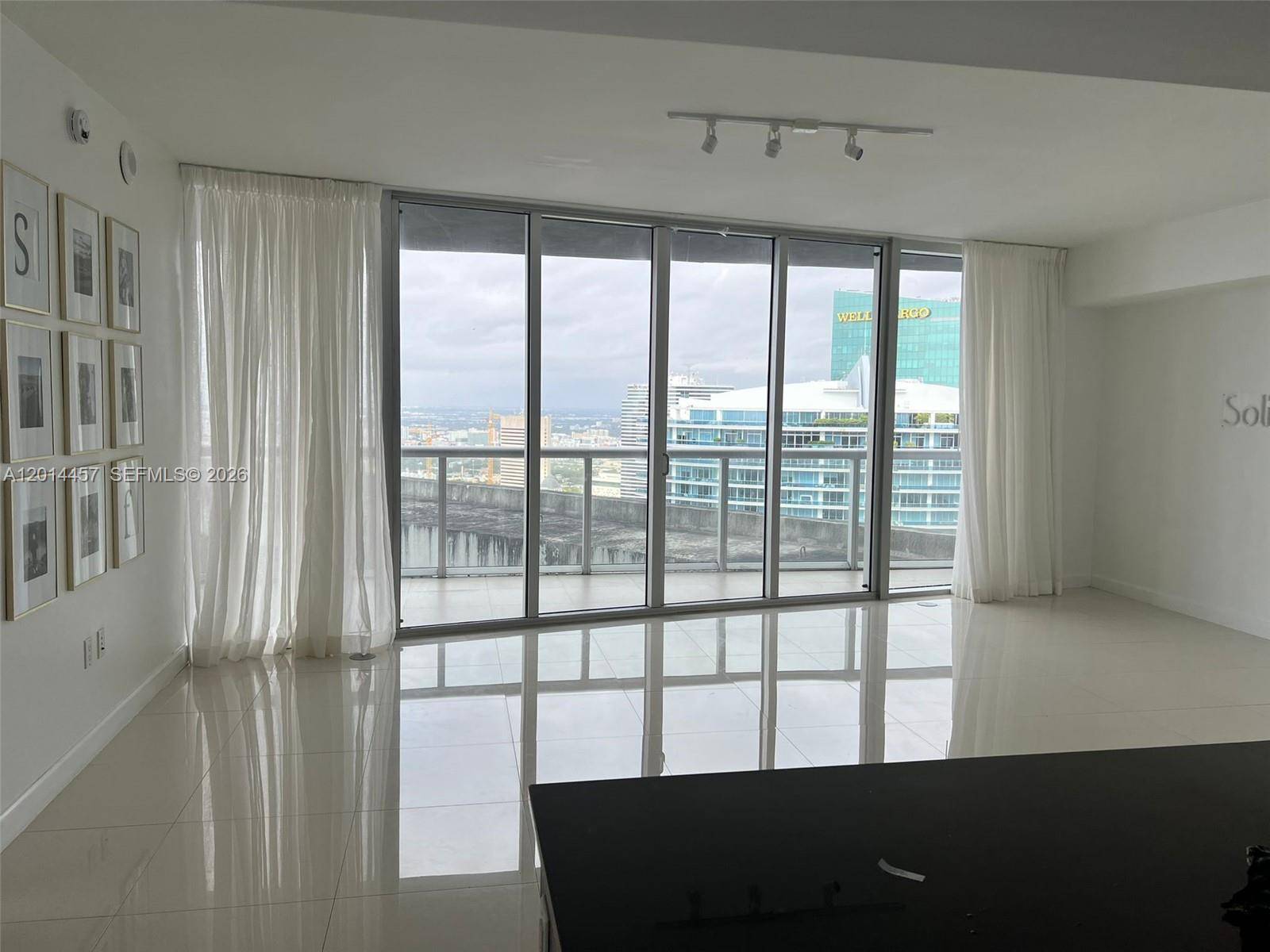 475 Brickell AveMiami - Condo/Co-Op/Annual,Condo condo unit 5508 - picture