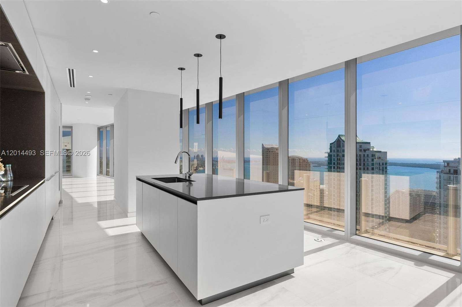 300 Biscayne Blvd WayMiami - Aston Martin condo unit 3801 - picture