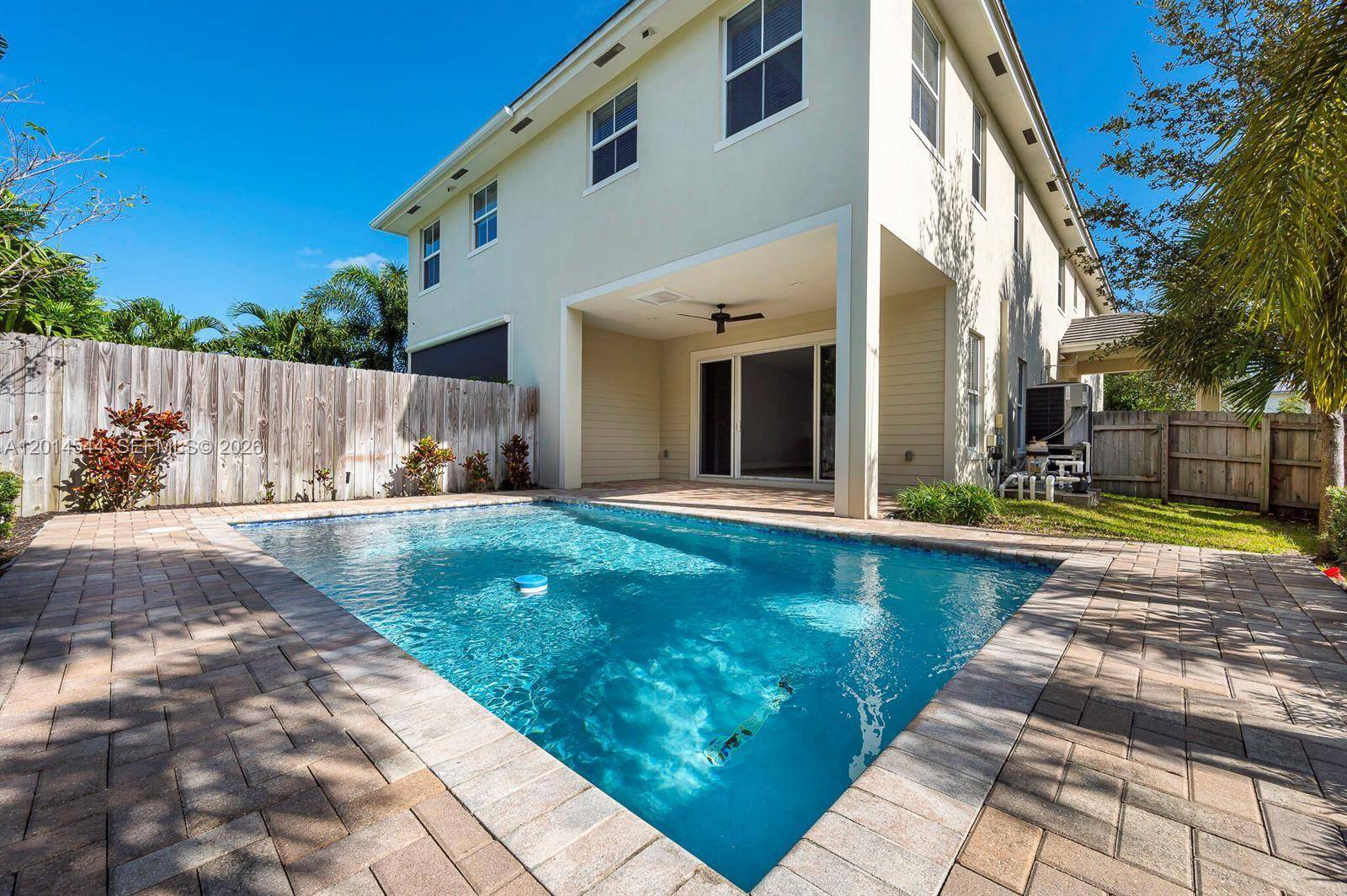 1031 NE 13th AveFort Lauderdale - picture