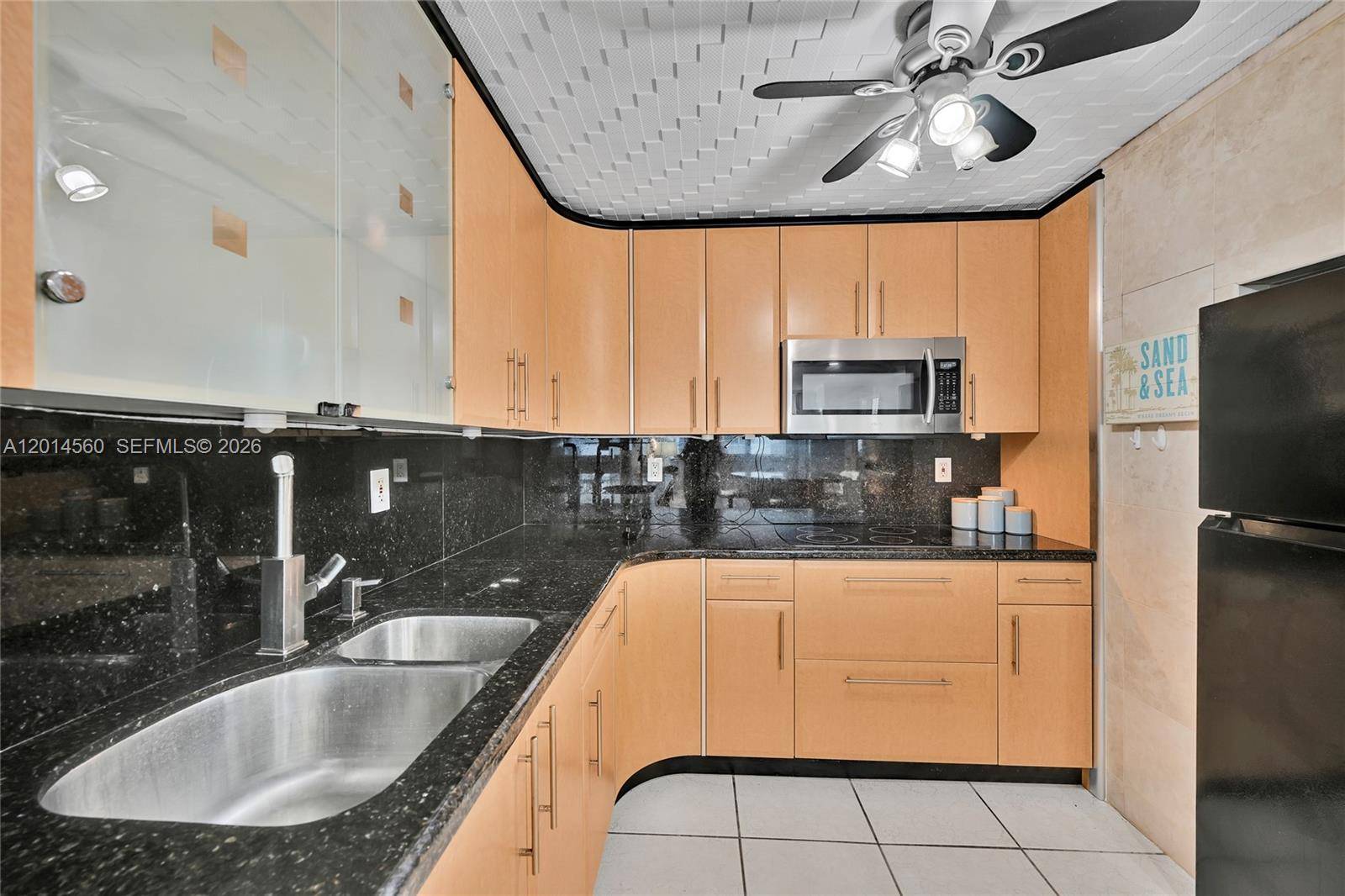 6039 Collins AveMiami Beach - Condo/Co-Op/Annual,Condo condo unit 621 - picture