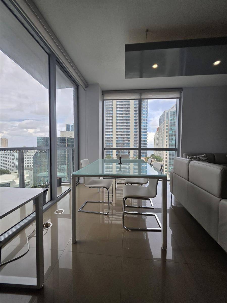 1060 Brickell AveMiami - 1060 BRICKELL CONDO condo unit 2201 - picture