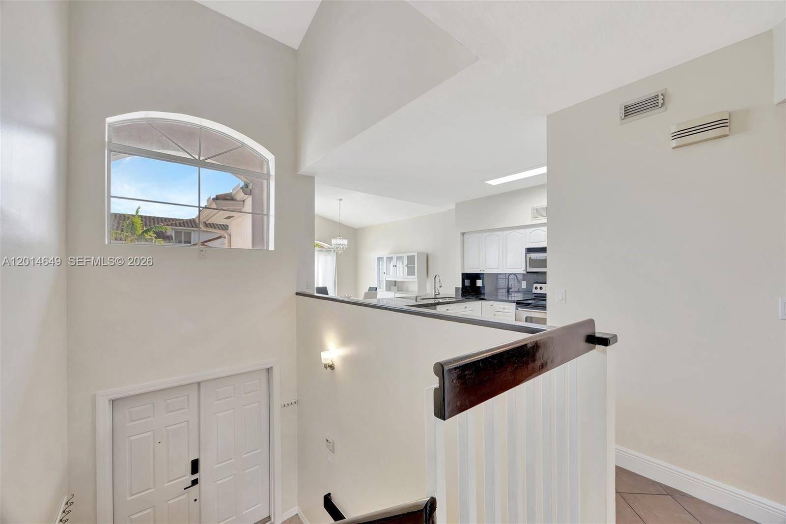 10110 SW 154th Cir CtMiami - VILLAS AT THE HAMMOCKS CO condo unit 105-1 - picture