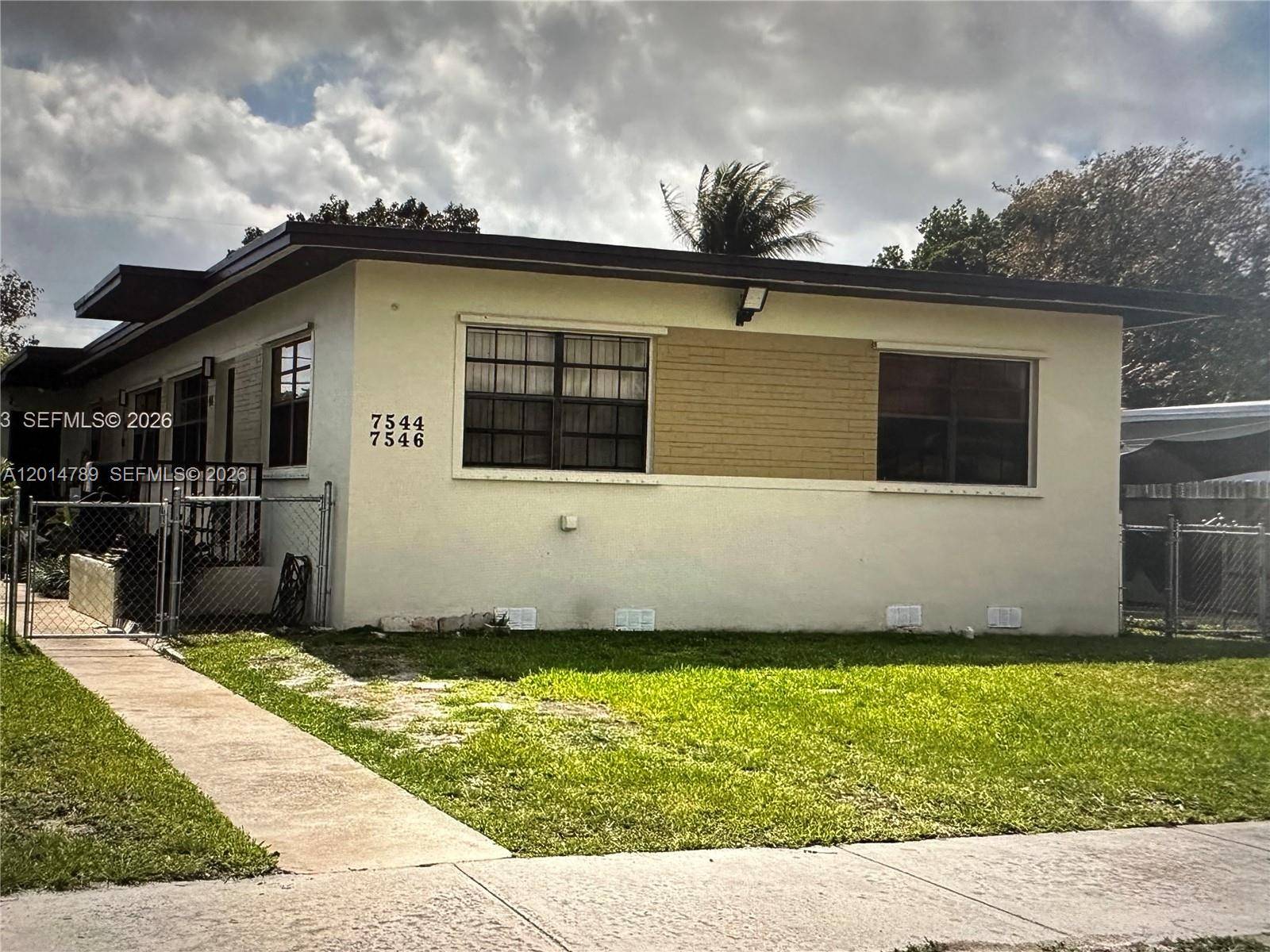 7546 NW 2nd TerMiami - picture