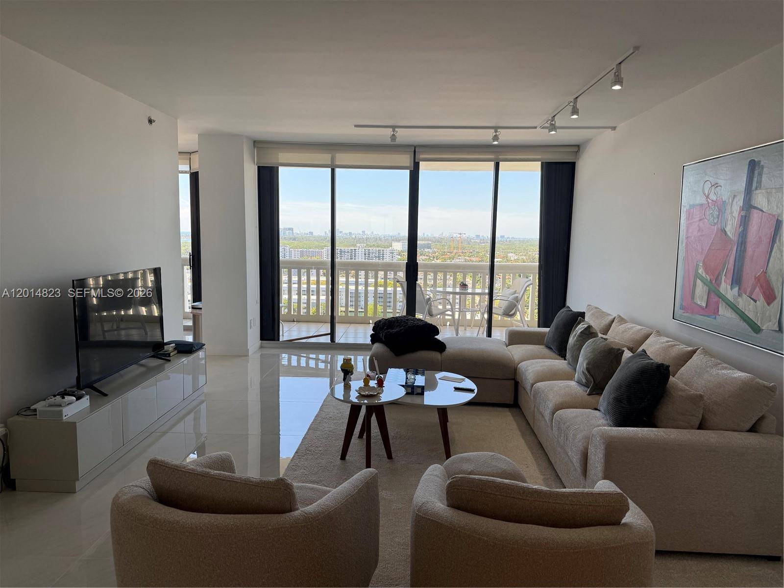 2000 Island BlvdAventura - 2000 ISL BLVD WILLIAMS IS condo unit 1603 - picture
