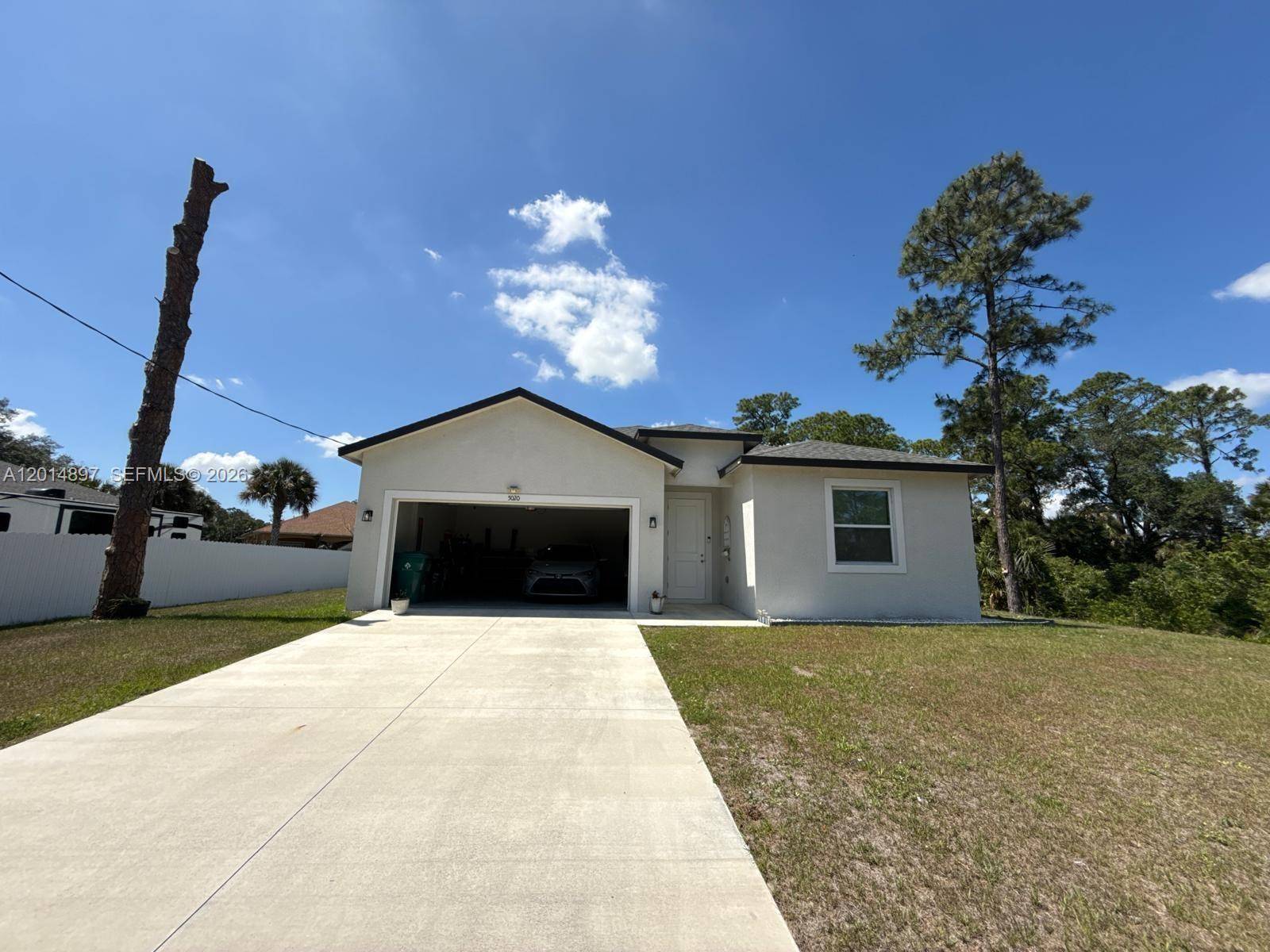 5020 Myrtlewood RDLa Belle - picture