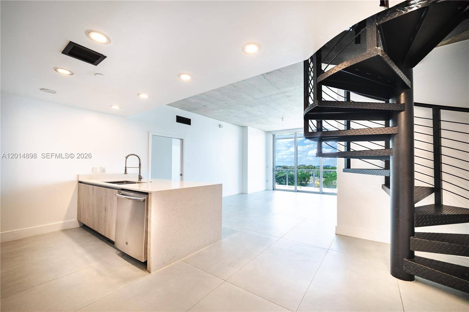 13800 Highland DrNorth Miami Beach - Condo/Co-Op/Annual,Condo condo unit PH4 - picture