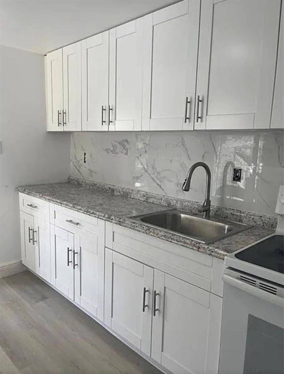 1664 SW 30thFort Lauderdale - picture