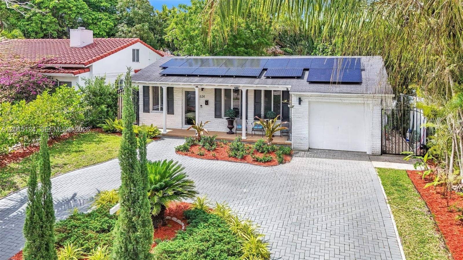 634 NE 72nd TerMiami - picture
