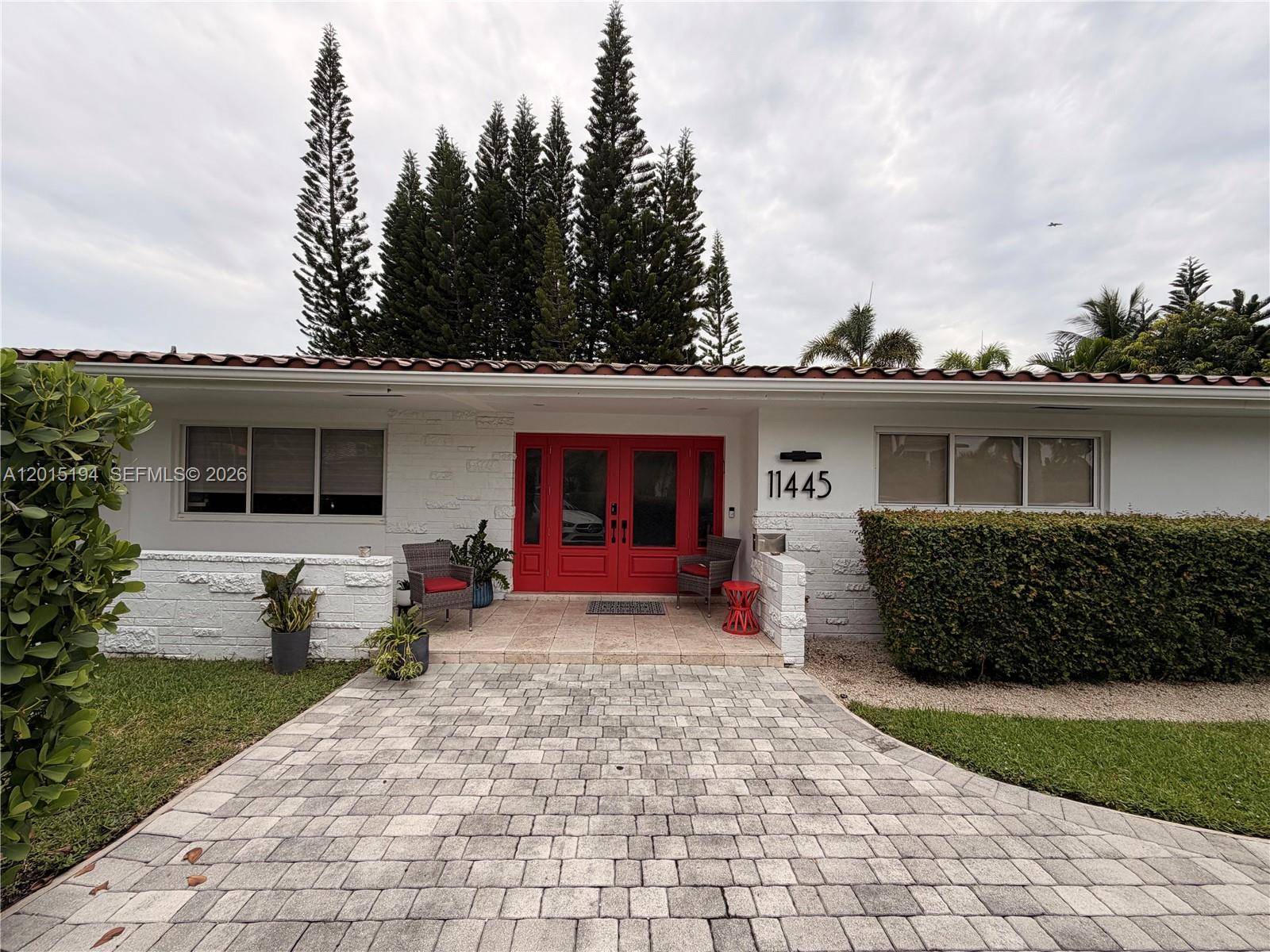 11445 N Bayshore DrNorth Miami - picture