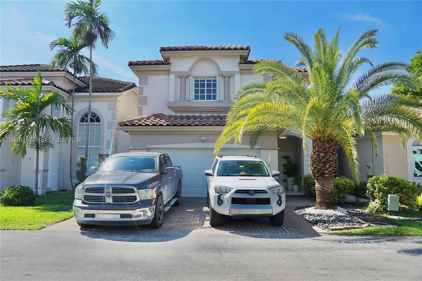10913 NW 67th StDoral - picture