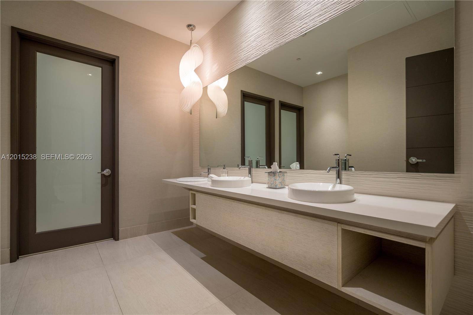 17301 Biscayne BlvdNorth Miami Beach - MARINA PALMS RESIDENCES N,MARINA PALMS RESIDEN condo unit 203 - picture