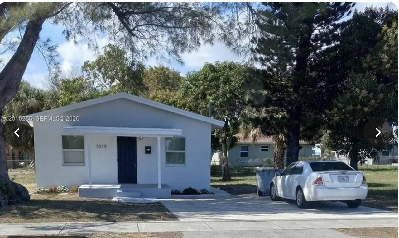 1019 NW 4th AvePompano Beach - picture