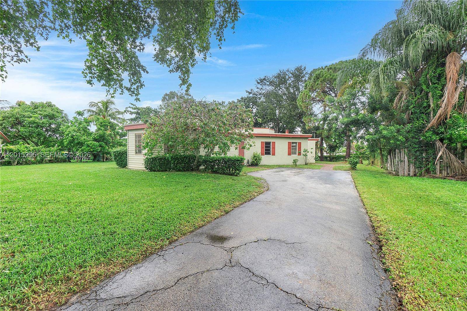 4561 NW 79th AveLauderhill - picture