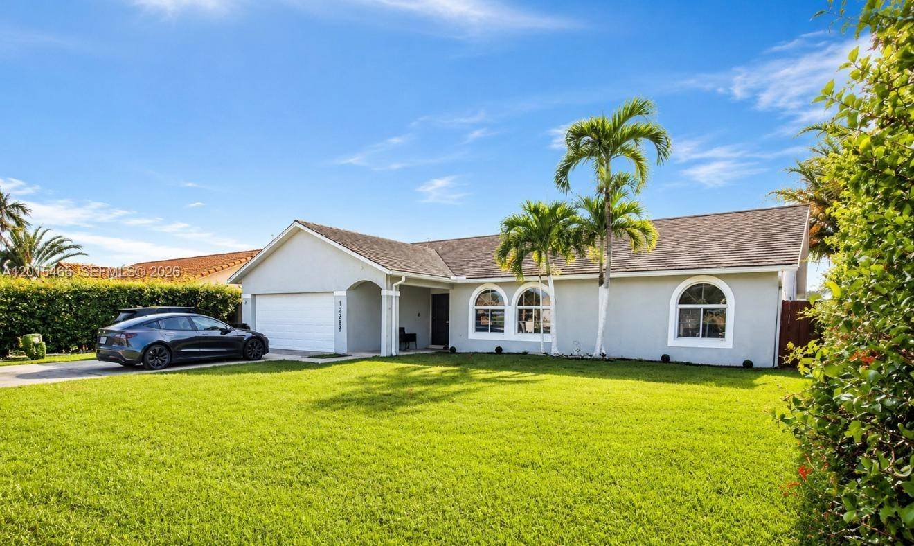 15046 SW 148th PlMiami - picture