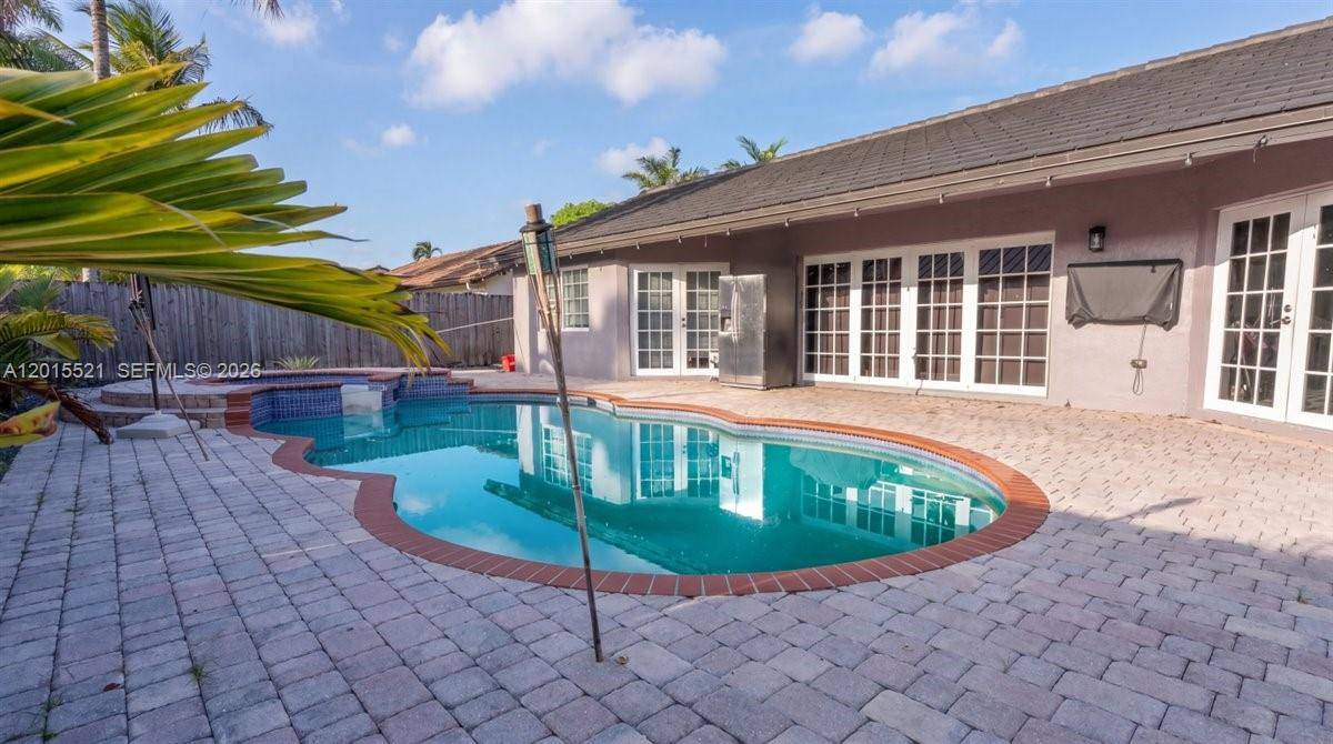 16540 SW 145th CtMiami - picture