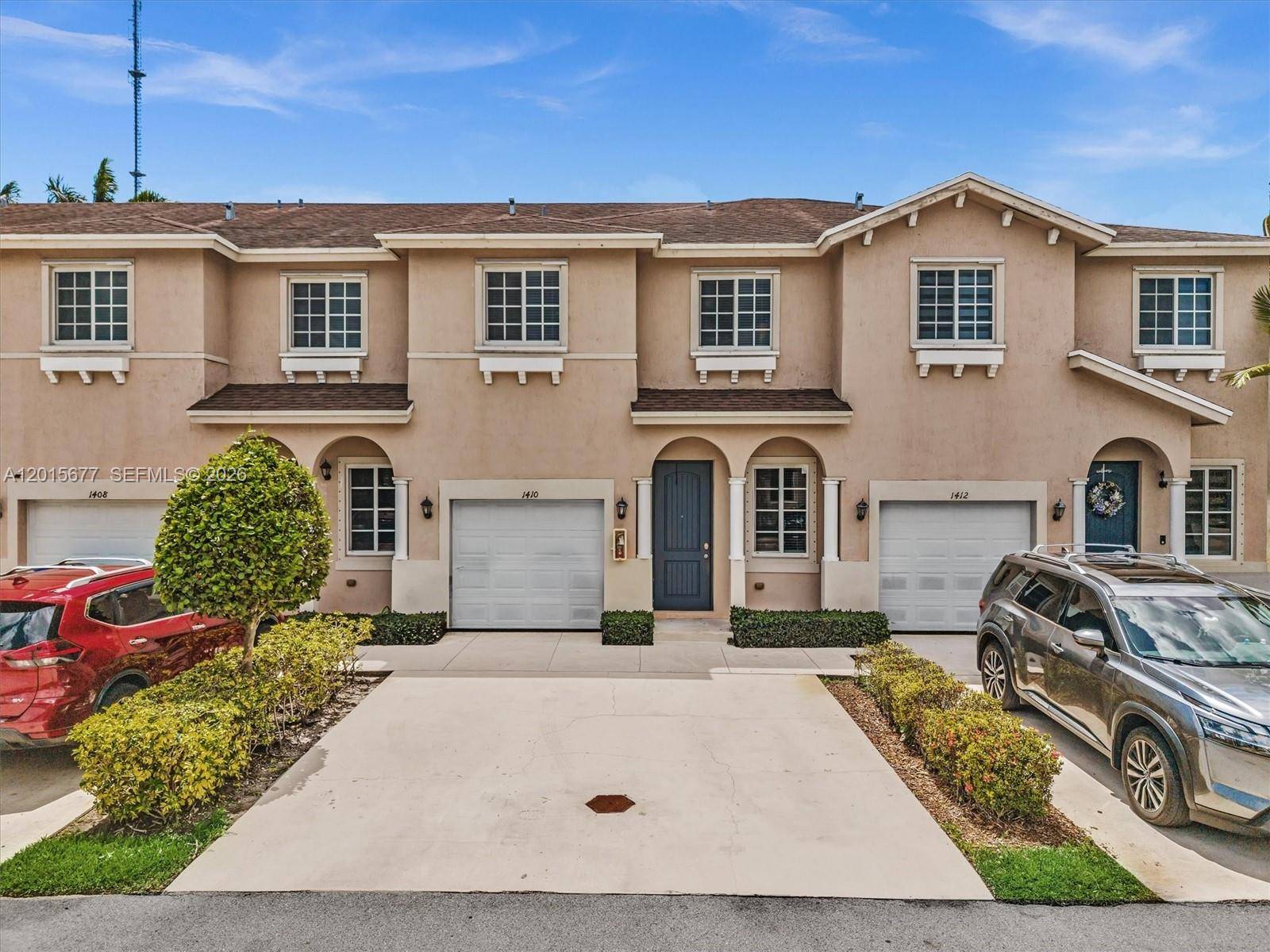 1410 NW 214th TerMiami Gardens - picture