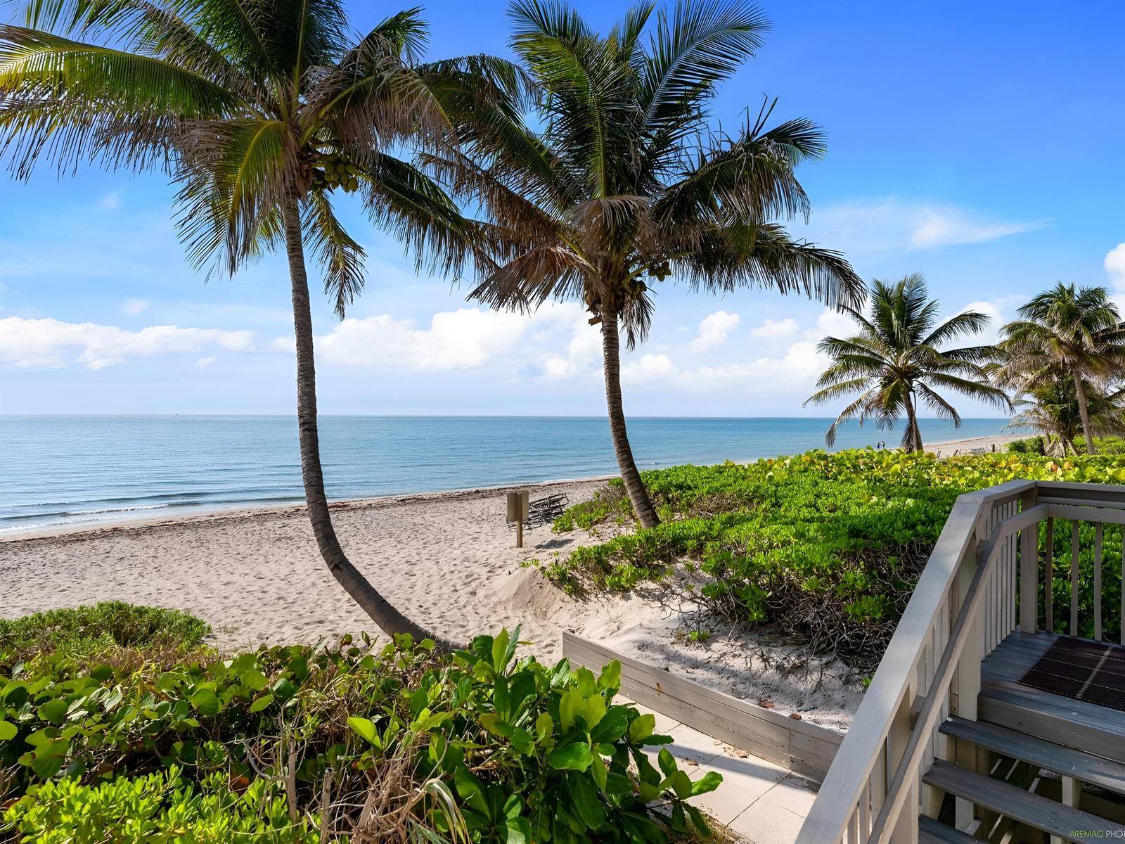 3215 S OceanHighland Beach - AMBASSADORS V NORTH CONDO,AMBASSADORS NORTH CO condo unit 407 - picture