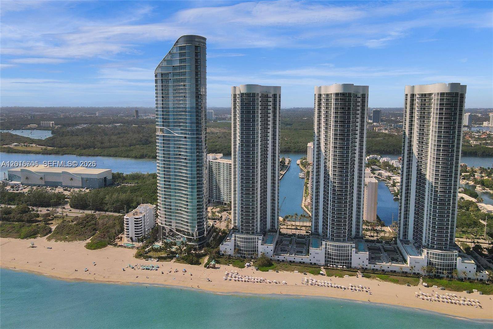 15811 Collins AveSunny Isles Beach - Condo/Co-Op/Seasonal,Condo condo unit 3302 - picture