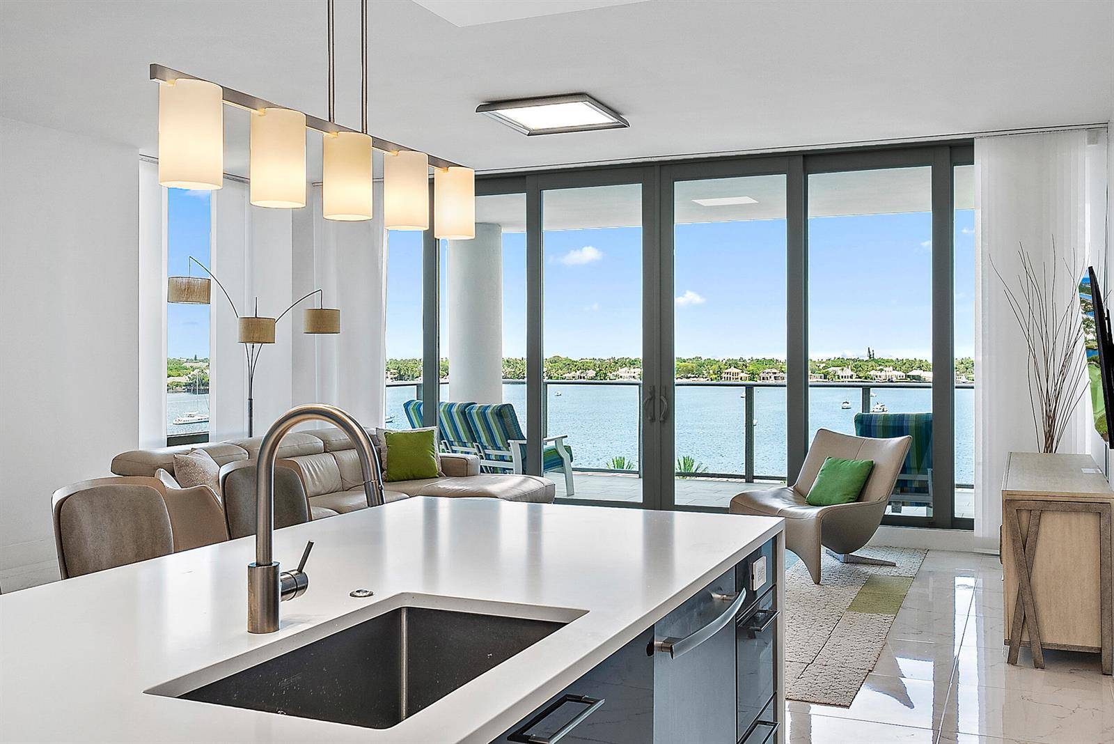 1 Water ClubNorth Palm Beach - Condo condo unit 704 - picture