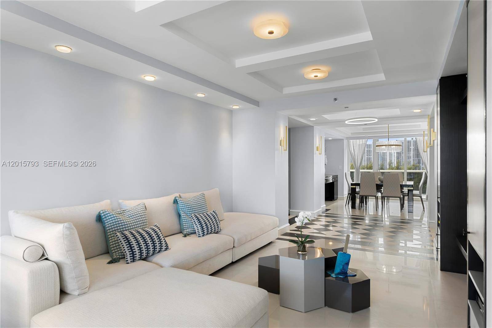 19111 Collins AveSunny Isles Beach - Condo/Co-Op/Annual,Condo condo unit 806 - picture