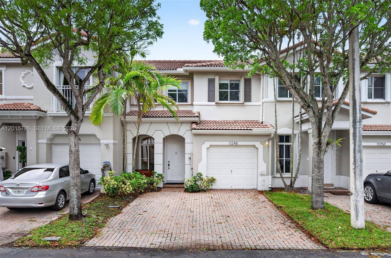 11248 NW 56th StDoral - picture