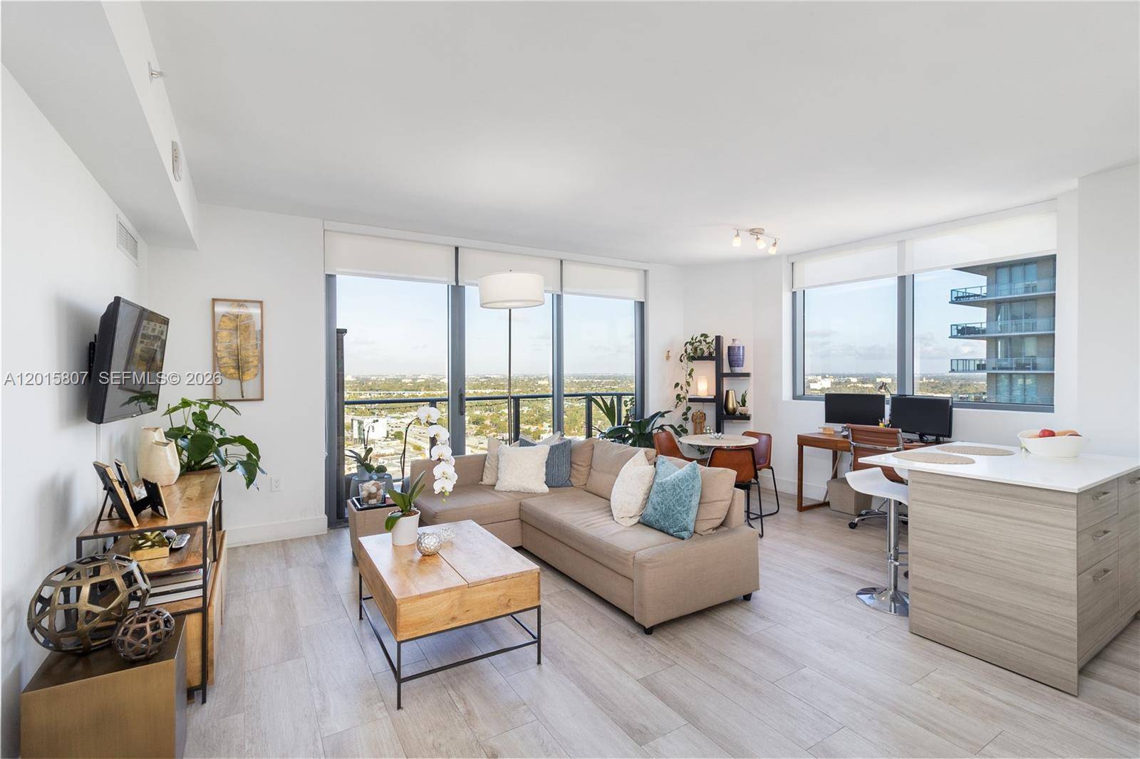 121 NE 34th StMiami - Condo/Co-Op/Annual,Condo condo unit 2509 - picture